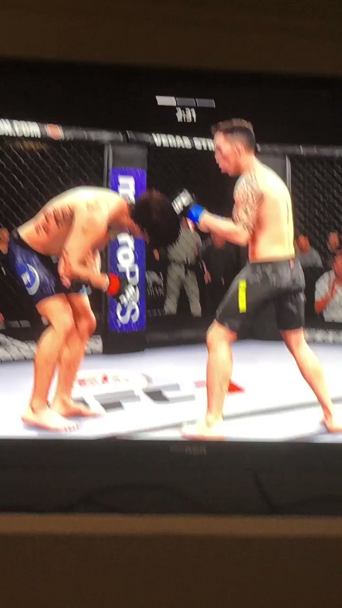 UFC 3 is such a flawless game, I’m not sure they could make it better if they tried. https://t.co/6TJYtEmOYA