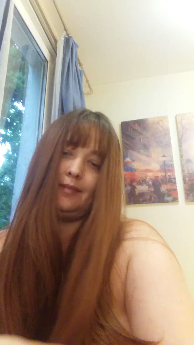 Model - Jolly_widow strapon