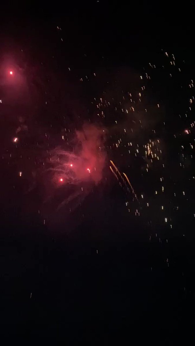 Michael Savage (@DocSavageTJU) on Twitter photo 05/07/2020 11:01:38 @CastlDalmunzie @hvanspall Happy 4th💥 Fireworks courtesy @DsavageMD @CastlDalmunzie @hvanspall Happy 4th💥 Fireworks courtesy @DsavageMD