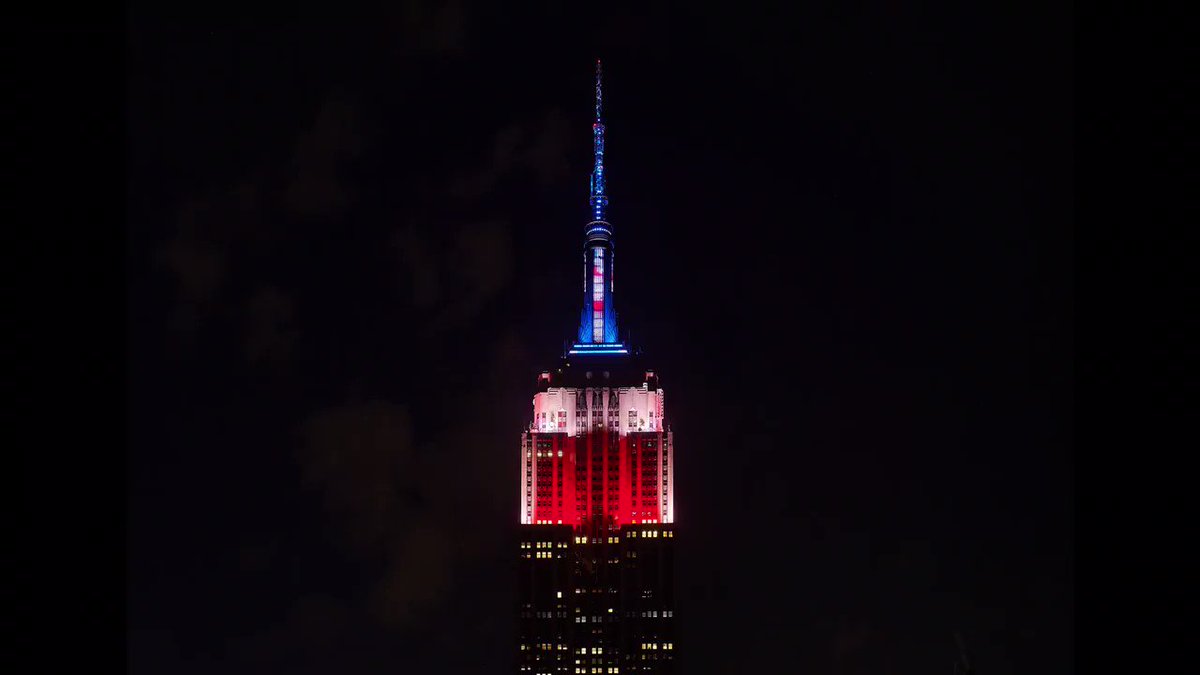 Lit up the skyline in a whole new way last night!
For the first time ever, we launched fireworks from the top of our tower for the 44th Annual @Macys July 4th Fireworks Spectacular finale!
📷: Kent Miller/@Macys https://t.co/yJnsxc8r9n