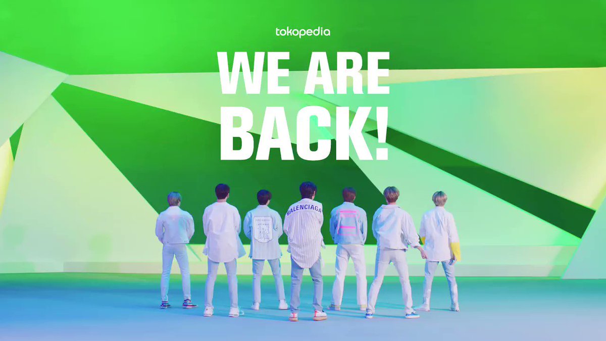 @tokopedia's photo on Purple