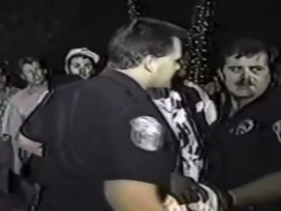 Happy birthday Trevor Berbick. Larry Holmes has a present for you. 