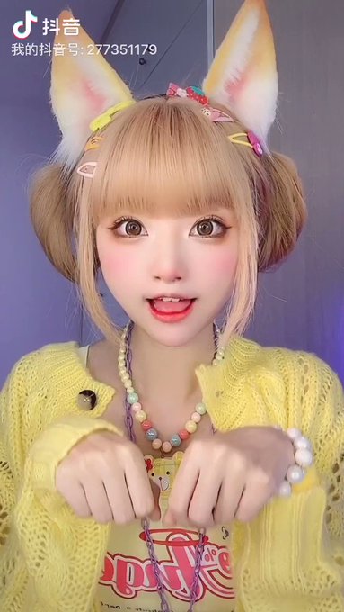 コスプレイヤー小柔SeeUのTwitter動画5