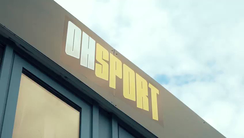 OhPlai (@OhPlai1) on Twitter photo 2020-07-07 10:50:56 OHSPORT ... Je suis fier de vous présenter mon premier projet. J’ai cette idée depuis très longtemps et enfin elle voit le jour, tout ça c’est grâce à vous ma #ohplaifamily , merci de me suivre depuis plus de 5ans. Je vous aime 🥺 ça va péter 💥 mais ne fuyez pas 😂 OHSPORT ... Je suis fier de vous présenter mon premier projet. J’ai cette idée depuis très longtemps et enfin elle voit le jour, tout ça c’est grâce à vous ma #ohplaifamily , merci de me suivre depuis plus de 5ans. Je vous aime 🥺 ça va péter 💥 mais ne fuyez pas 😂