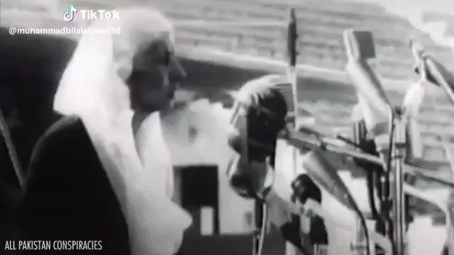 "یہاں پارلیمانی جمہوریت قائم ہو گی" -- مادر ملت، محترمہ فاطمہ جناح "https://t.co/NGAqMUD1Aw