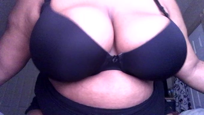 Babygirl00324’s pics and videos