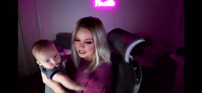 Danii’s pics and videos