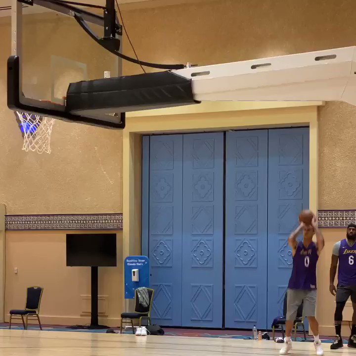 Lakers Nation (@LakersNation) on Twitter photo 12/07/2020 20:20:52 All I see is 💰🏀 #WholeNewGame All I see is 💰🏀 #WholeNewGame