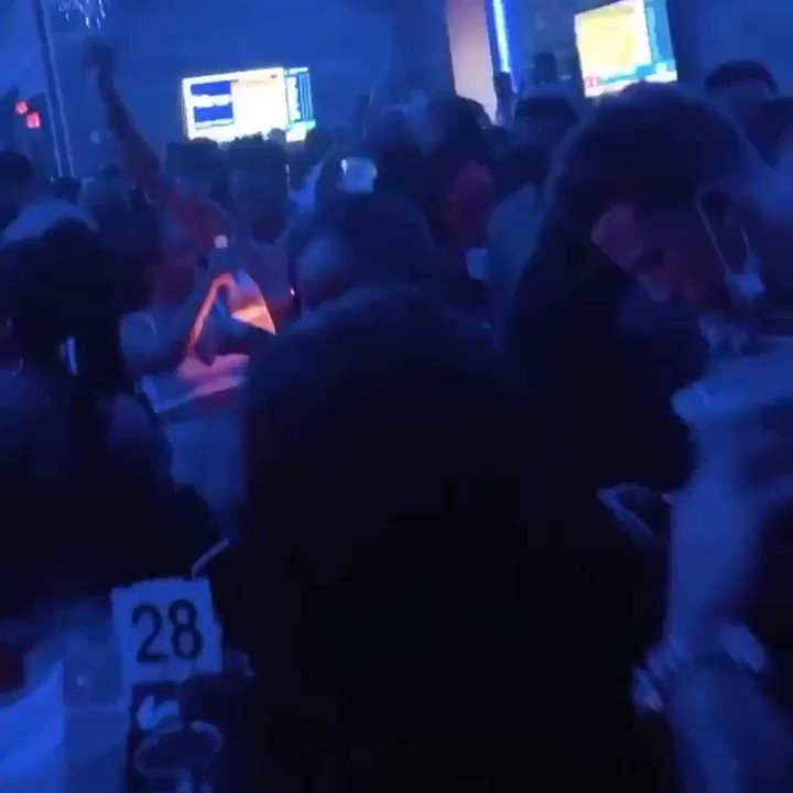 Partying like it's 2019...
Ain't the way to beat #COVID19!
(Sigh).
#MasksSaveLives