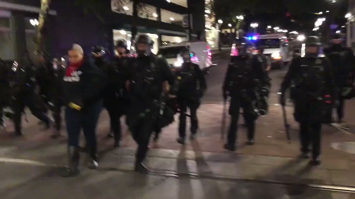“I hope someone kills your whole f—ng family,” a protester tells Portland Police with a smile at the antifa/BLM riot in downtown. https://t.co/U7XHUnNa62
