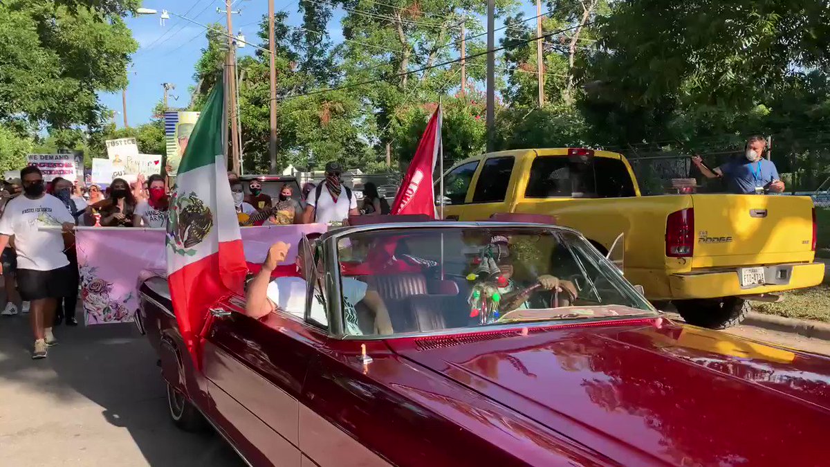 Mari Salazar (@MariSalazarTV) on Twitter photo 2020-07-13 00:34:11 #Austin Eastside March for #VanessaGuillen @KVUE #Austin Eastside March for #VanessaGuillen @KVUE