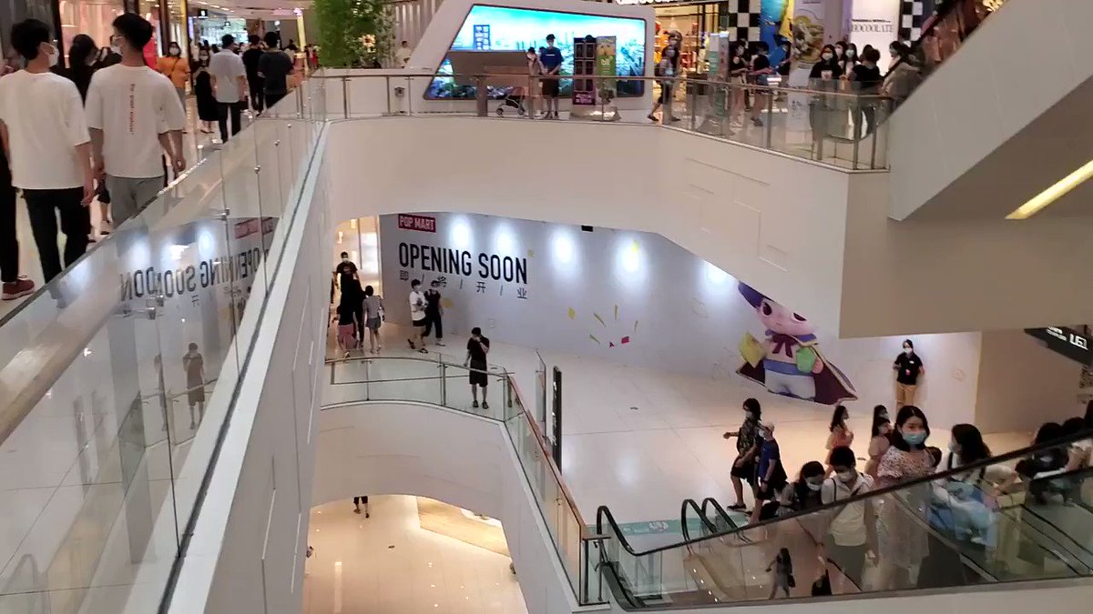 @CNBC well I have been posting this since Feb as I have been in Asia for 5 months and watch it work. I have posted video's to all news feeds trying to get people to listen and the trolling is crazy. Listen to Marc and others. Here is a July video in a busy mall in Foshan https://t.co/twjYwLoowg