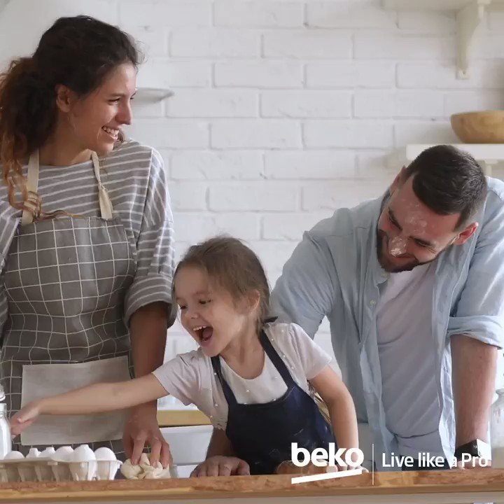 PowerClean™ provides for easier and more comfortable cleaning with its ergonomic collapsible tube and cordless usage. #LiveLikeAPro https://t.co/xarIrIoX1a