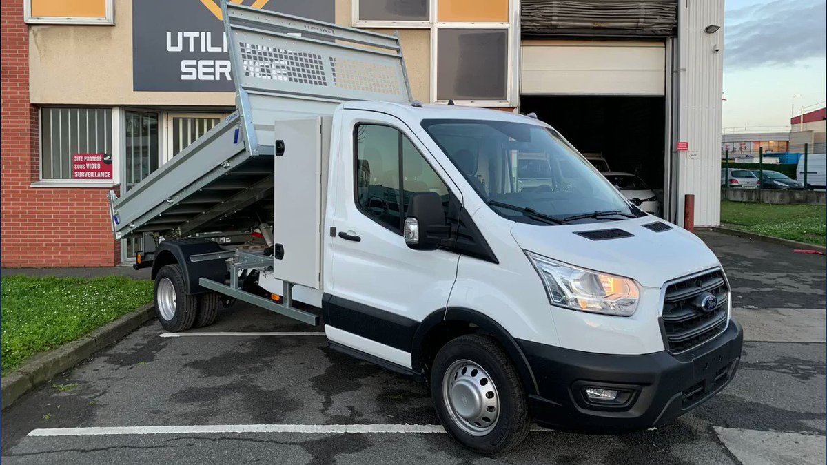 Bon mercredi qui fait comme un lundi
#MondayMotivation --> Coup d'oeil sur le Ford Transit Benne et coffre TDCi 130 Trend Business à partir de 25 990 €
#Opération 1er entretien offert pour toute commande validée avant le 31/07/2020
Toutes les infos : https://t.co/jCD7z6ZItE https://t.co/7ooneVUL17