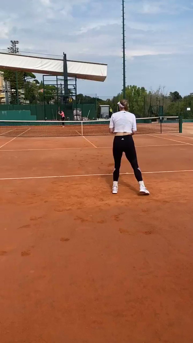 Caroline Wozniacki @CaroWozniacki