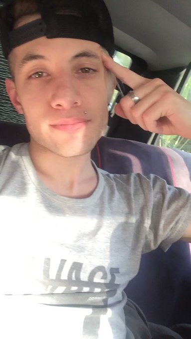 Bebes ?Soy yo Ayun el chico de Latín Leche ? 

Retweet y Agregenme gracias ????????

Mi canal en Porn