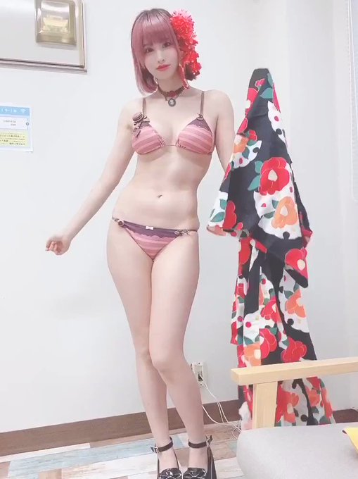 コスプレイヤー羽生ゆかのTwitterエロ動画1
