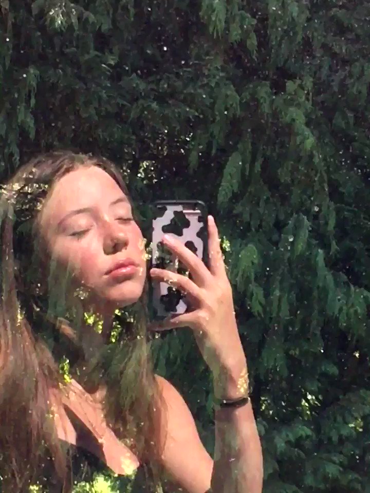 Dakota Guppy on Twitter: &ldquo;Enjoying being on the Island 💕 https://t.co