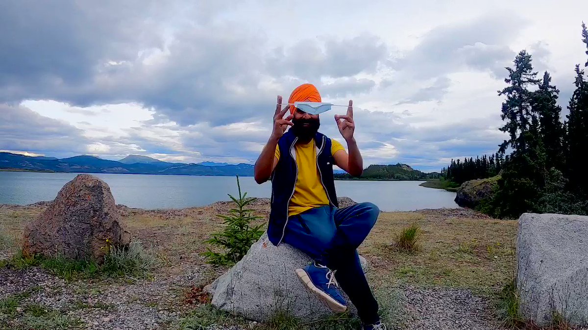 Although being in such a vast and open land, I didn't need to wear a mask.
The simple purpose of this video is a gentle reminder - wear it wherever it is needed because wearing a mask is very important to stop the spread!
Even the birds are saying 'yes'. https://t.co/3ZbIVpBhZA