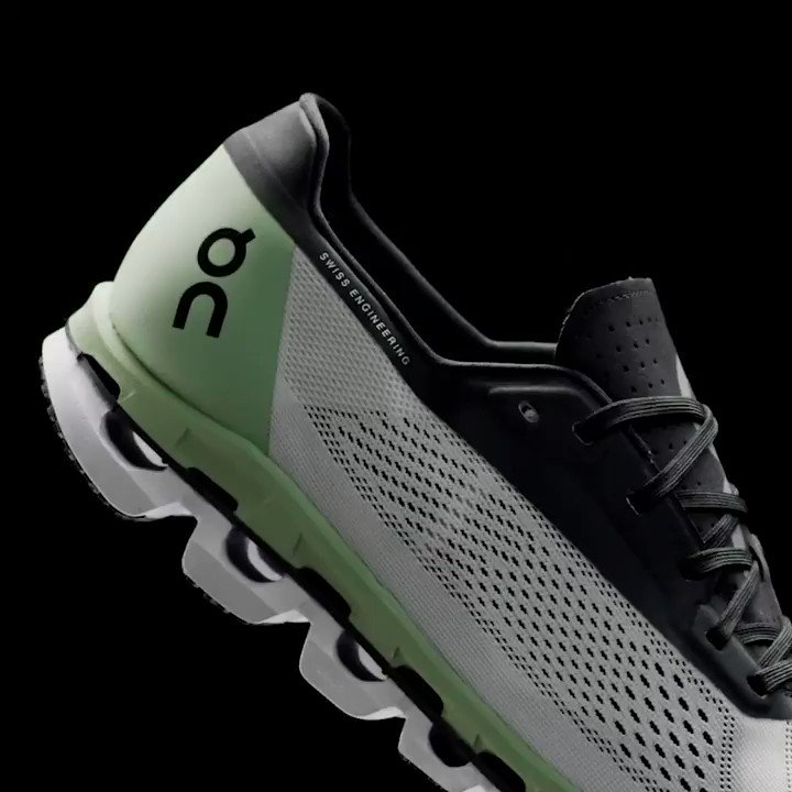 The Cloudboom is made up of a single layer of ultralight engineered mesh that keeps weight and temperature down. Reinforced sections at the forefoot add the stability needed to handle sharp turns on asphalt. Learn more: https://t.co/mWNUDA7rQ7
#onrunning
#runonclouds https://t.co/LDkYzcW2Aq