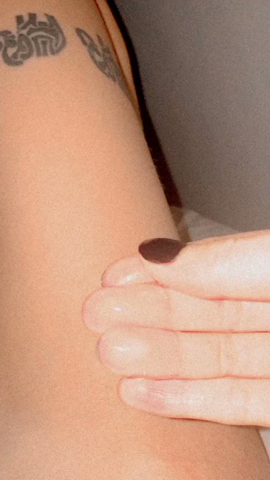 Laelecon’s pics and videos