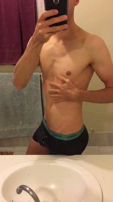 Don&rsquo;t be shy, signup now. New content.  https://t.co/CkpnksSCWZ Sale on now, collabs coming soon😈 https://t