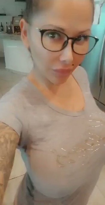 WHO need some morning  love??
https://t.co/LR6fbsjQoi

#pornstar #sexy #milf #hugetits #Covid_19 #TheKissingBooth2