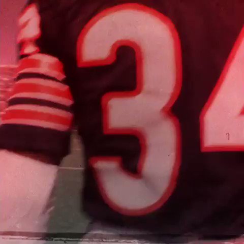 Happy Birthday To The GOAT Sweetness Walter Payton. 