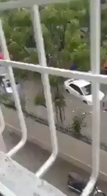 This vdo is of Gulistan-e-Johar Karachi after lil rainfall of around 30 minutes. It proves how these corrupt politicians has looted billions of development funds since last 12 years. It's time for ppl of Sindh to get rid of as them. https://t.co/OARknxaV9N