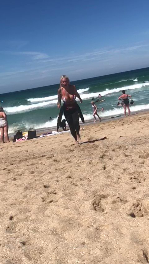 β¨π Beth Quinn β‘οΈβοΈ (@bethquinn111) on Twitter photo 2020-07-30 17:29:52 Beach day π Beach day π