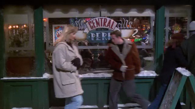  Happy birthday, Lisa Kudrow... or is it Princess Consuela Bananahammock       