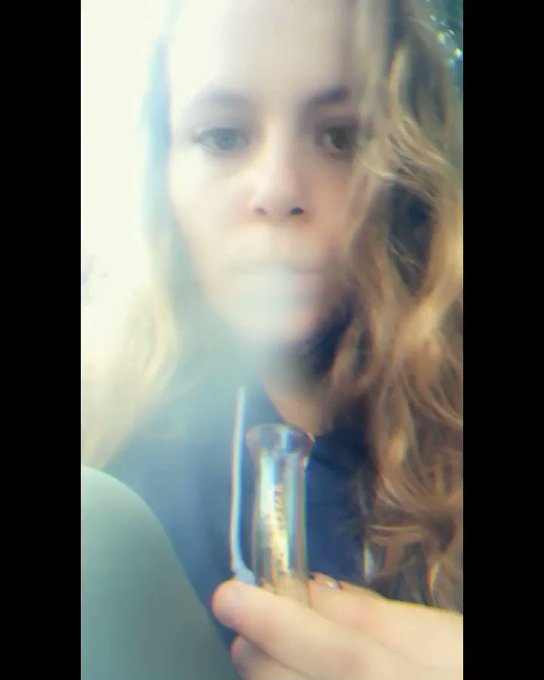 #followme #onlyfans #subscribe #girlswhosmoke #stoner https://t.co/WV0RWhHutw<a href="/tag/followme"class="tags">#followme</a><a href="/tag/onlyfans"class="tags">#onlyfans</a><a href="/tag/subscribe"class="tags">#subscribe</a><a href="/tag/girlswhosmoke"class="tags">#girlswhosmoke</a><a href="/tag/stoner"class="tags"><span>#stoner</span></a>