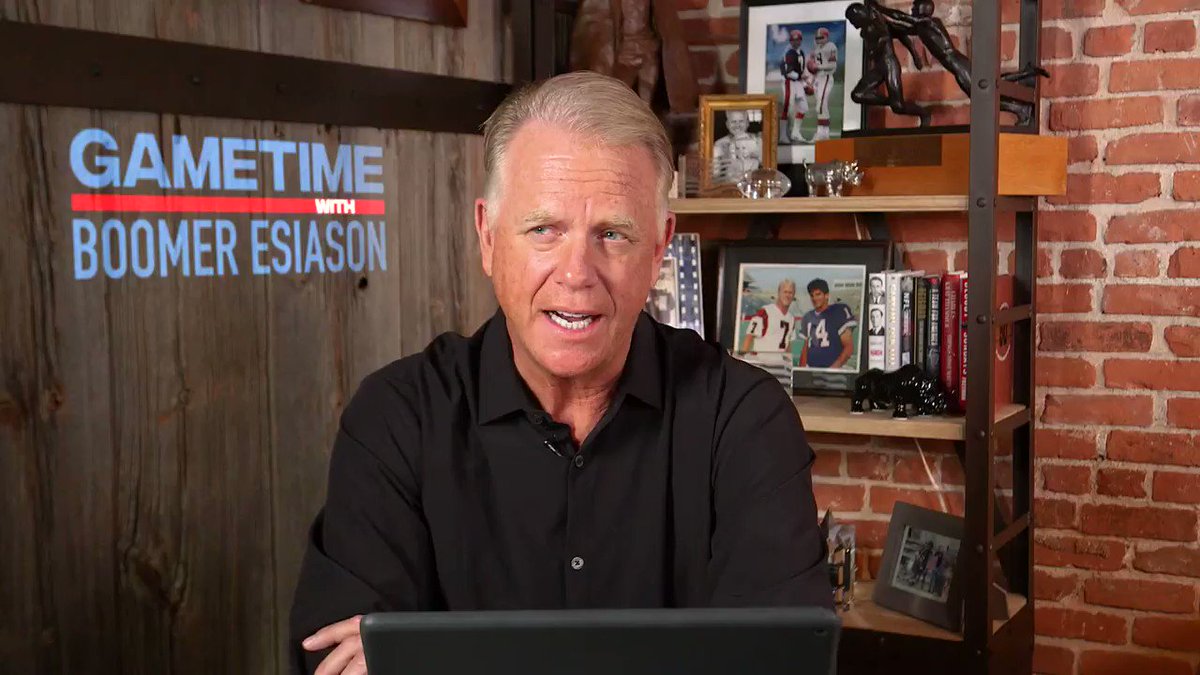 Hall of Famer Chipper Jones @RealCJ10 joins @7BOOMERESIASON this weekend on a new episode of #GAMETIME to tell stories from his legendary career, and shares his thoughts on playing baseball in 2020. #MLB https://t.co/sZF5jNFete