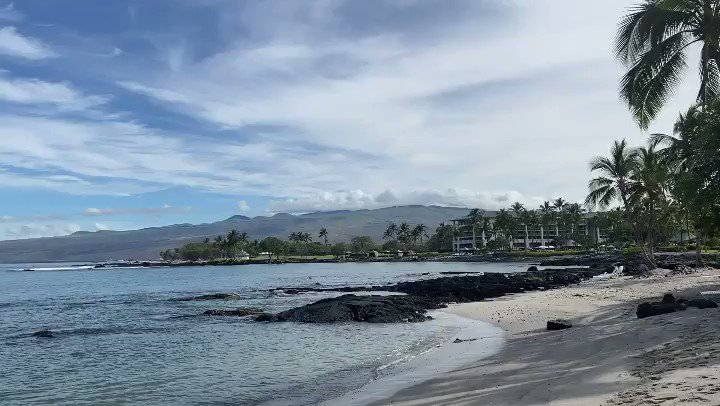 Summer days in Hawai‘i nei ☀️
#FairmontOrchid #Hawaii #AlohaFriday #OnlyAtTheOrchid #LuckyWeLiveHawaii #OceanLove #Paradise #IslandOfHawaii #Aloha https://t.co/r5Hq1fAOlW