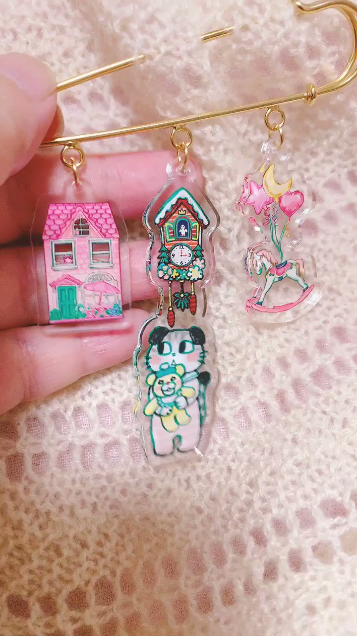 羽海野チカ  ブローチ2点セット ともだちブローチ展 ボリス雑貨店 羽海野チカ ブローチと手拭い2点セット ともだち展 ボリス雑貨