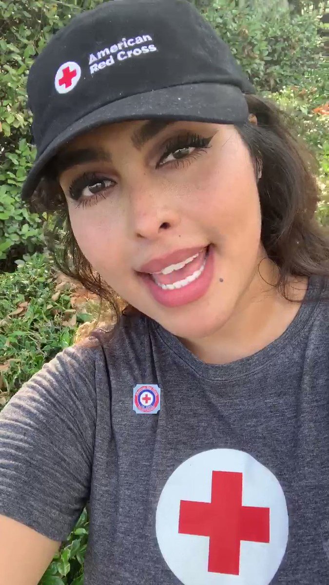 Victoria, a Red Cross LA @AmeriCorps member, is in #NorthCarolina helping residents affected by #Isaias. Volunteers like her deploy nationwide to respond to disasters large & small.🙌
Follow our Spanish language account @CruzRojaLA for news, events & disaster updates #enEspañol.