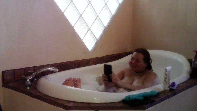 Hot vid sold! Dixie's Bathtime https://t.co/RpDEQ0SR7S #MVSales https://t.co/eI2IAxk1eW<a href="/tag/mvsales"class="tags"><span>#mvsales</span></a>