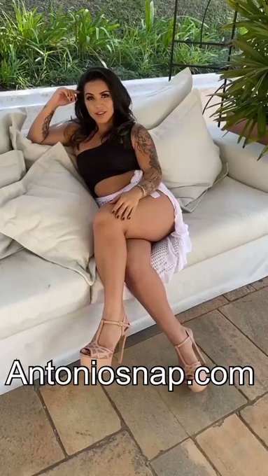 فلمجماعي روعة ?? جبت ليكم ٣ فحوول عشان يزغبون معاي و جبت السمرا الجميلة دي تراها نااار و خرقها واااسع