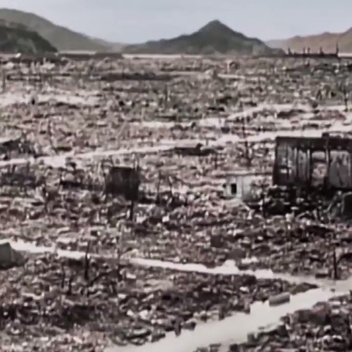 Почему сша сбросили. Хиросима 1945 площадь города.