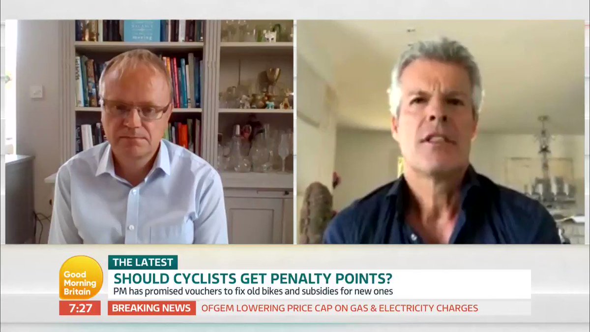@TheMrLoophole says that while the Road Traffic Act of 1988 dealt with the law for cyclists, it didn't think about how they were going to be identified if they break the law.
He says if drivers are getting penalised for road offences, cyclists should too. https://t.co/b20pM43GKp