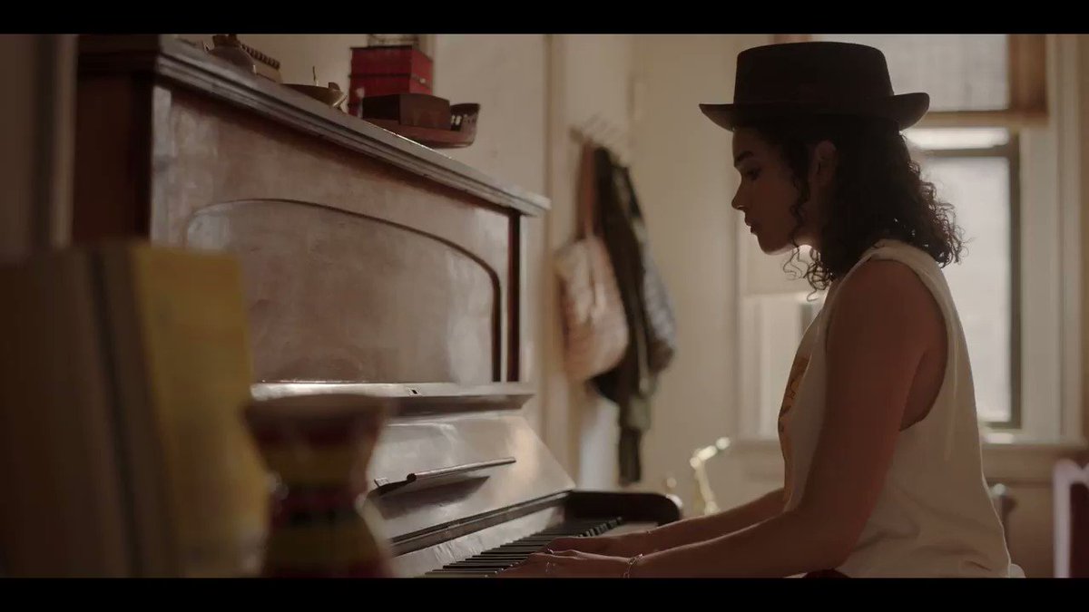 So no one told Bess life was gonna be this way… Watch the first 7 episodes of @warnerbrostv’s #LittleVoice, co-created by Grammy winner @SaraBareilles, on @AppleTV now! https://t.co/h9k0BYa765