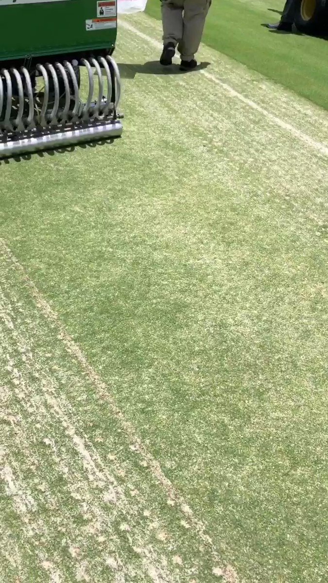 DryJect The Only Machine in the World that Aerates, Topdresses, and