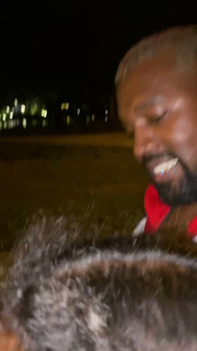 ye (@kanyewest) on Twitter photo 2020-08-08 01:05:42 IT’S FRI-YE-YE!!! IT’S FRI-YE-YE!!!