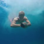 溺れた時の生還率高そう。これ海水浴に必須だろ。しかも何度でも使えるとかすげえ。