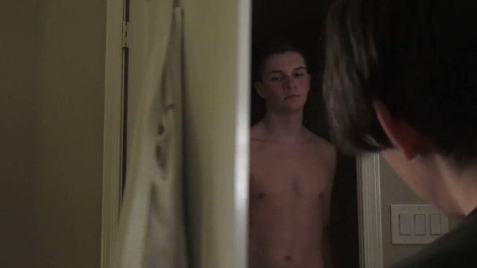 Tasty twink couple Riley and Taylor make good use of each other's massive morning wood in 'Winter Break