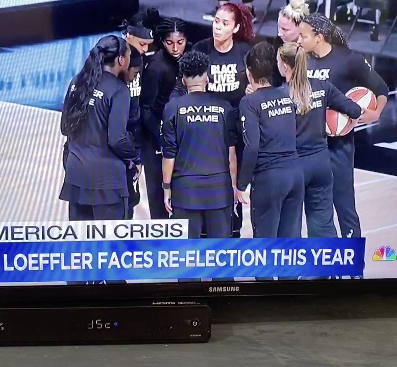 A day in the life of @E_Williams_1: has
15 pts, 6 reb, 3 ast, 2 blk in a WNBA game on ESPN2, and then drops knowledge live on MSNBC 🗣 https://t.co/aOBenuKc6x