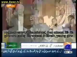 Sad Reality of Islamic Republic of Pakistan !!
Unfortunately Hindu girls of Pakistan are forced converted,raped and being used as the object of sex and prostitution. @HRCP87 @ShireenMazari1 For Allah’s Sake please stop this sin,it’s disgusting,it’s shame. #StopForcedConversions https://t.co/eznIVTYBv9