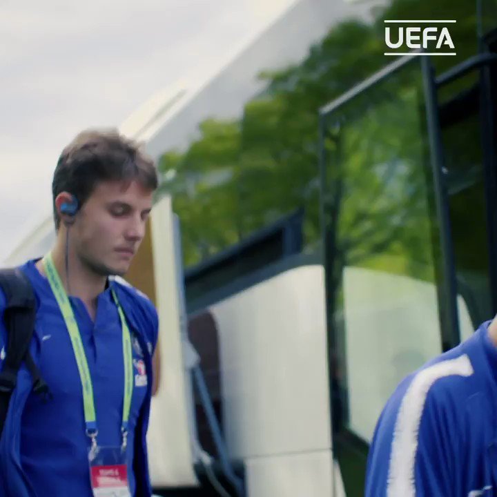 1⃣ semana para el inicio de la fase final de la #UYL 🏆😍
Todos los partidos: desde los octavos de final ➡ hasta la final👇
https://t.co/oc1nTDJpWF https://t.co/ZY1KZik5RC
