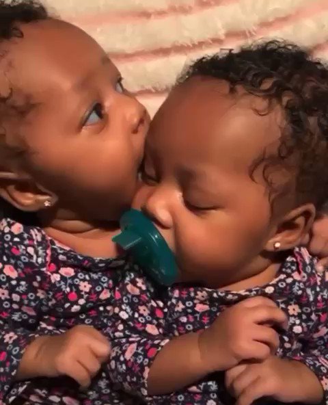 Michelle π©π½βπ³ (@mimii_elite) on Twitter photo 2020-08-13 00:46:39 Who else just loves twins?? ππ₯Ίππππ½ Who else just loves twins?? ππ₯Ίππππ½