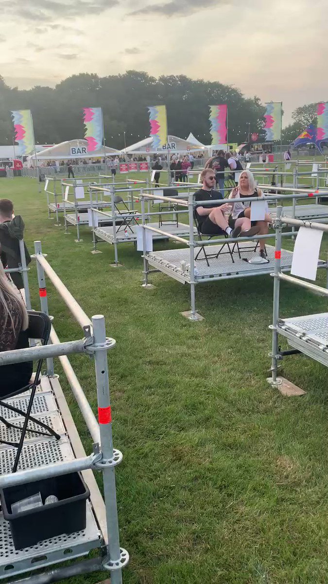 The UK’s first socially distanced concert is happening now in Newcastle.
Attendees have their own private viewing area with 6-feet of space between them.
A whole new world...https://t.co/JD8UNGXJdF